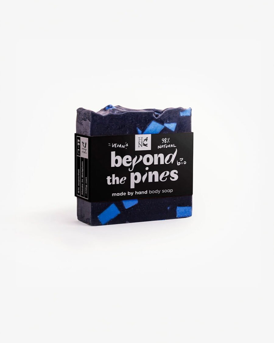 Artisanal soap with activated charcoal and vibrant blue accents, inspired by the pine forests of the Côte d’Azur